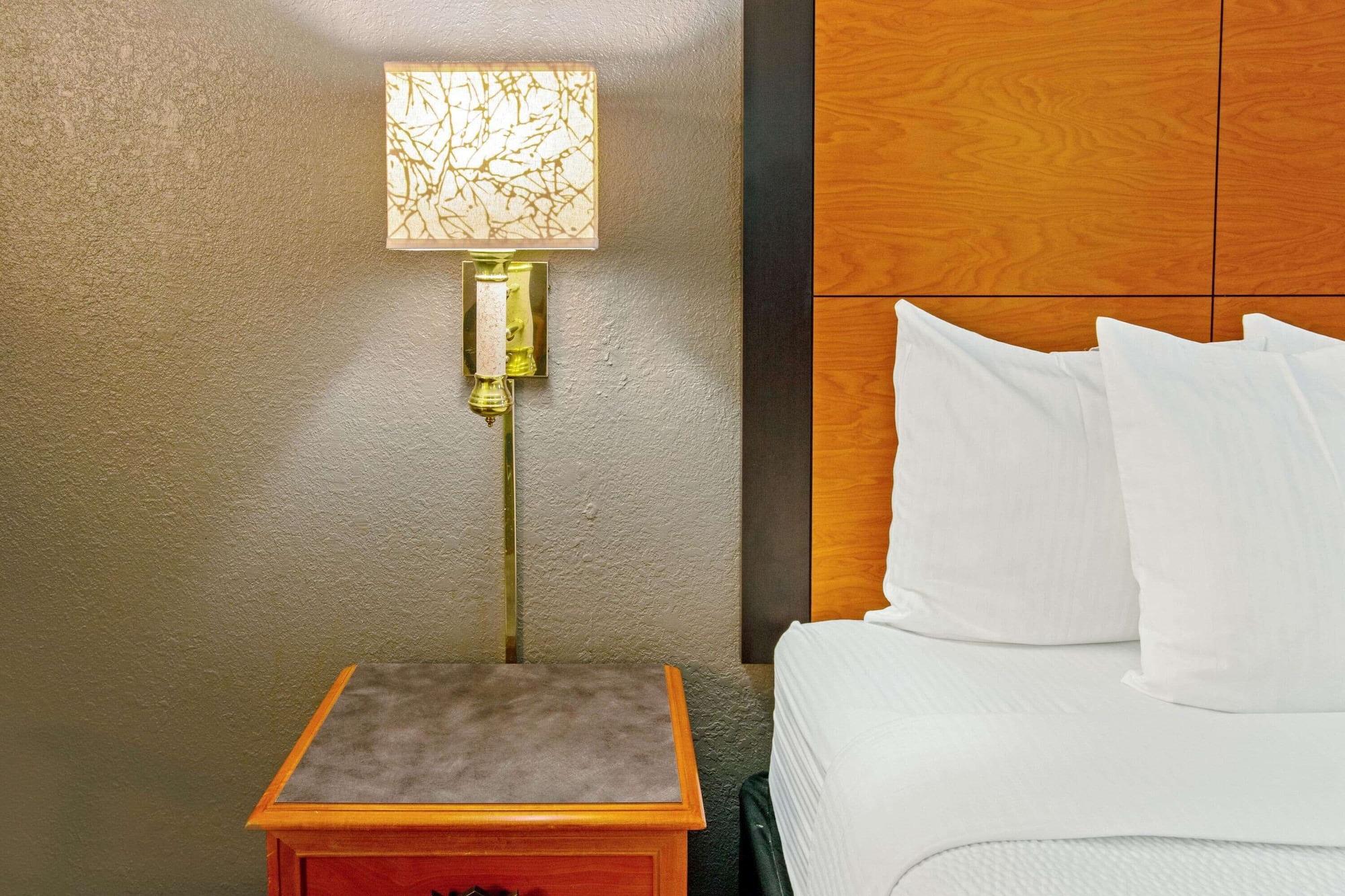 La Quinta By Wyndham 3*