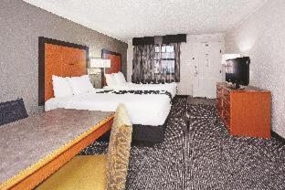 La Quinta By Wyndham Hotel